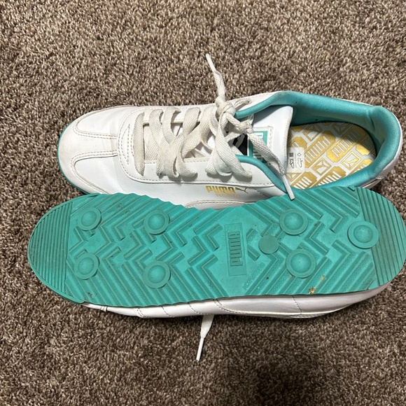 Puma Roma original retro shoe only worn twice - Picture 3 of 3
